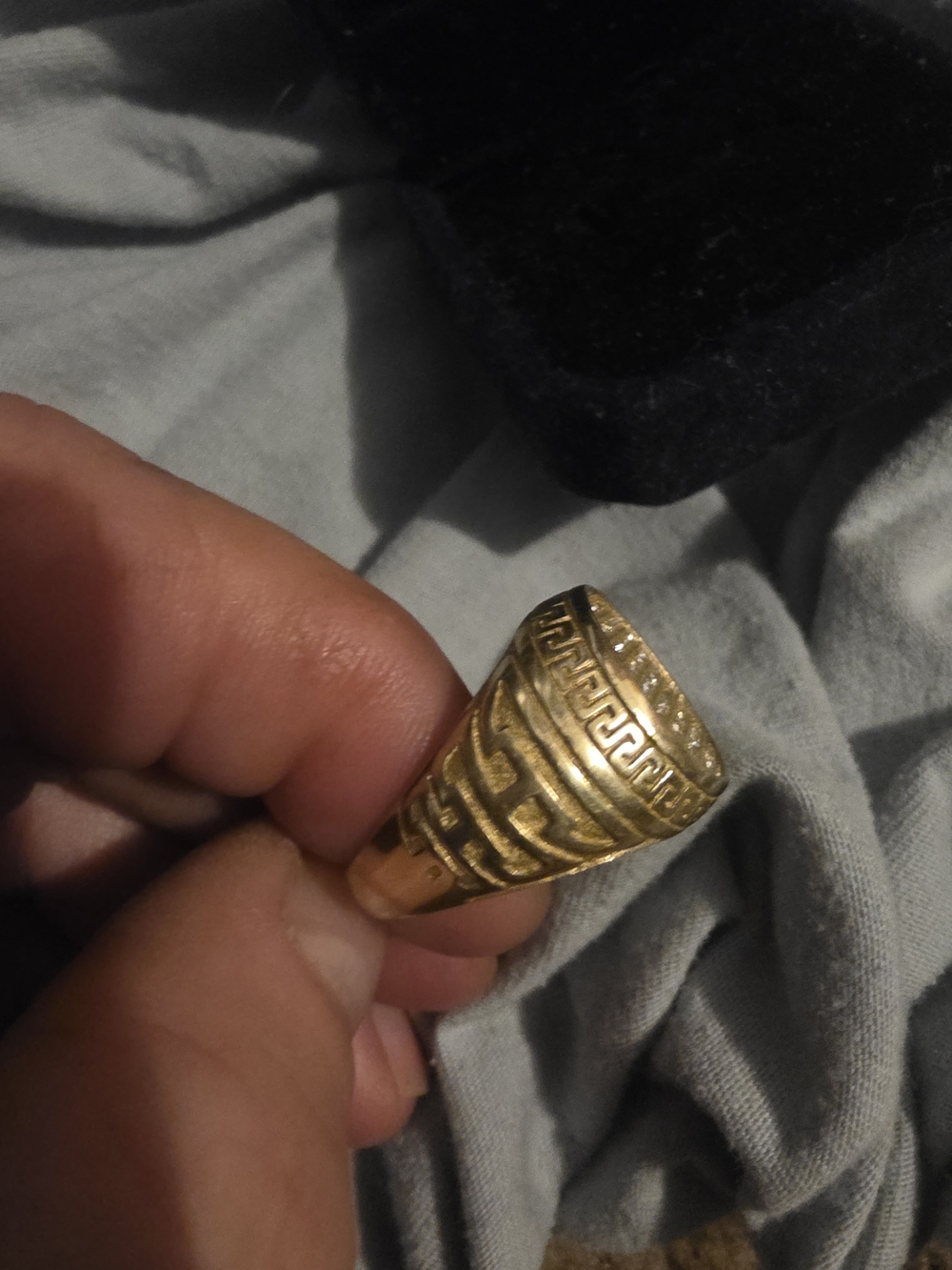 Beautidul 18k Stamped Vintage Mans Piece Size 10/11 Versace Markings And Its Rea - Picture 3 of 4